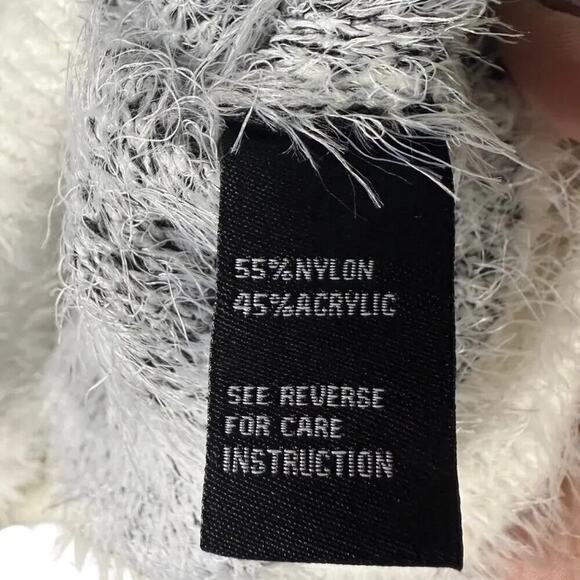 Cliché Fair Isle Fuzzy Eyelash Knit Sweater Soft Cozy Pullover Womens Size M - Picture 9 of 10